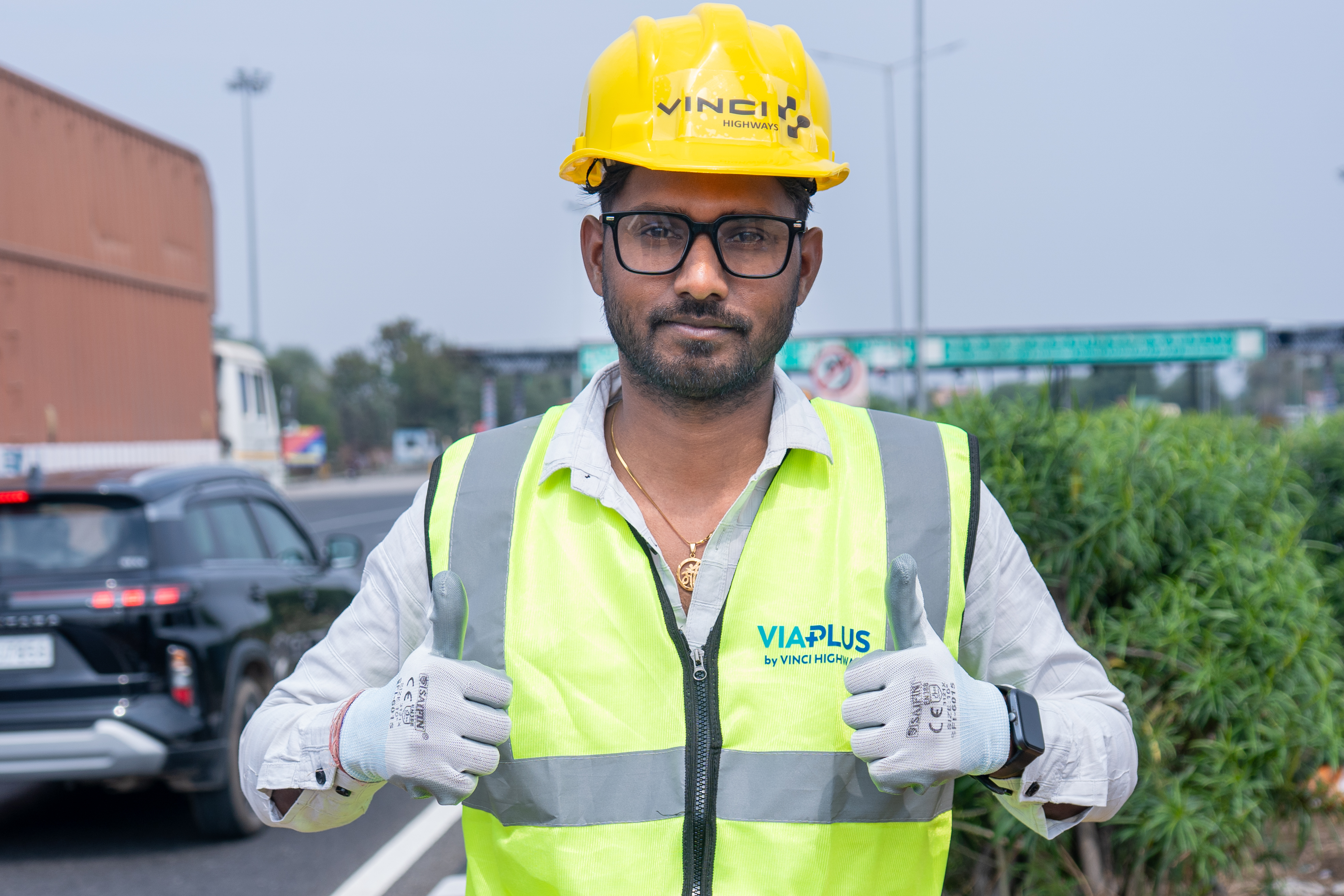 India - ViaPlus by VINCI Highways - Operations worker